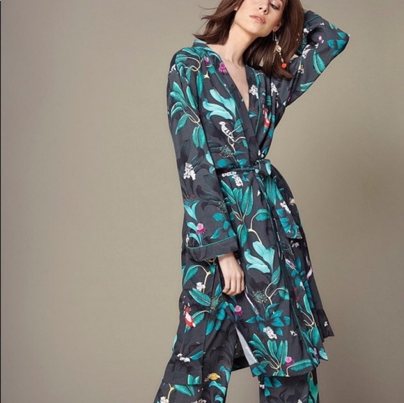 H&M Jackets & Blazers - Anna Glover x H&M floral print kimono - XS / S